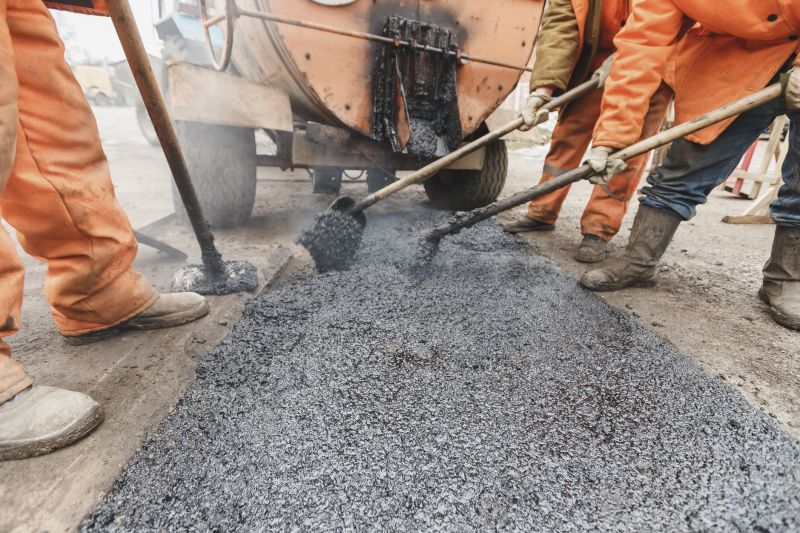 Benefits Of Commercial Asphalt Paving For High-Traffic Properties